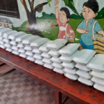 Food packages for distribution